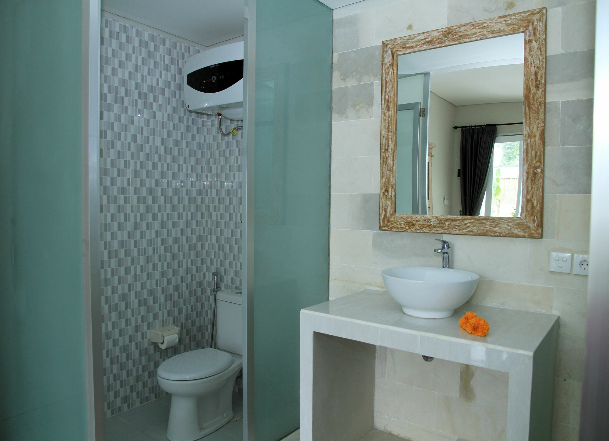 Asung Guesthouse Canggu Kültér fotó